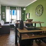 A At Apartman Nizza
